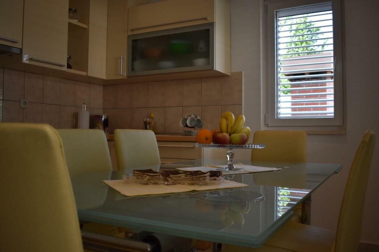 Fantasy Apartment Корчула Екстер'єр фото